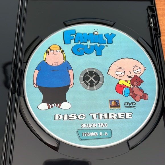 Family Guy DVDs, volume one, seasons 1 & 2, four DVDs, opened but barely… - Picture 12 of 15